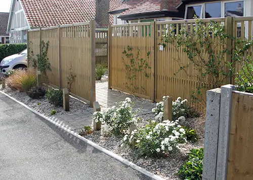 High Screen Garden design by Haywood Landscapes