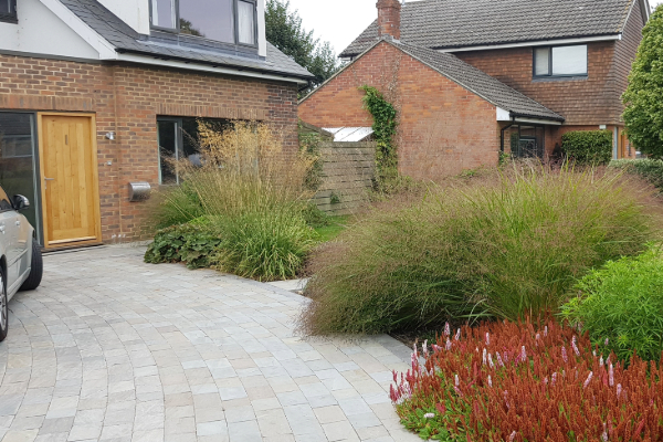 Curved Path Small Front Gardens